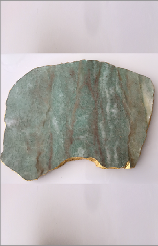 Quarzita Gaya Irregular board with gold